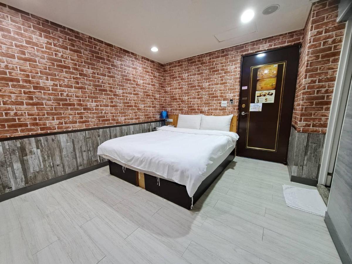 Bin Chen Hotel Hsinchu Buitenkant foto