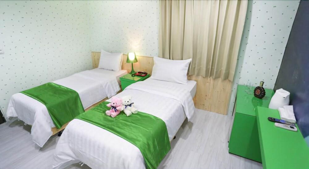 Bin Chen Hotel Hsinchu Buitenkant foto